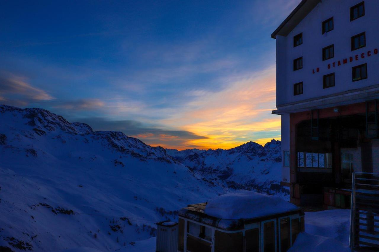 Hotel Lo Stambecco Breuil-Cervinia Exterior photo