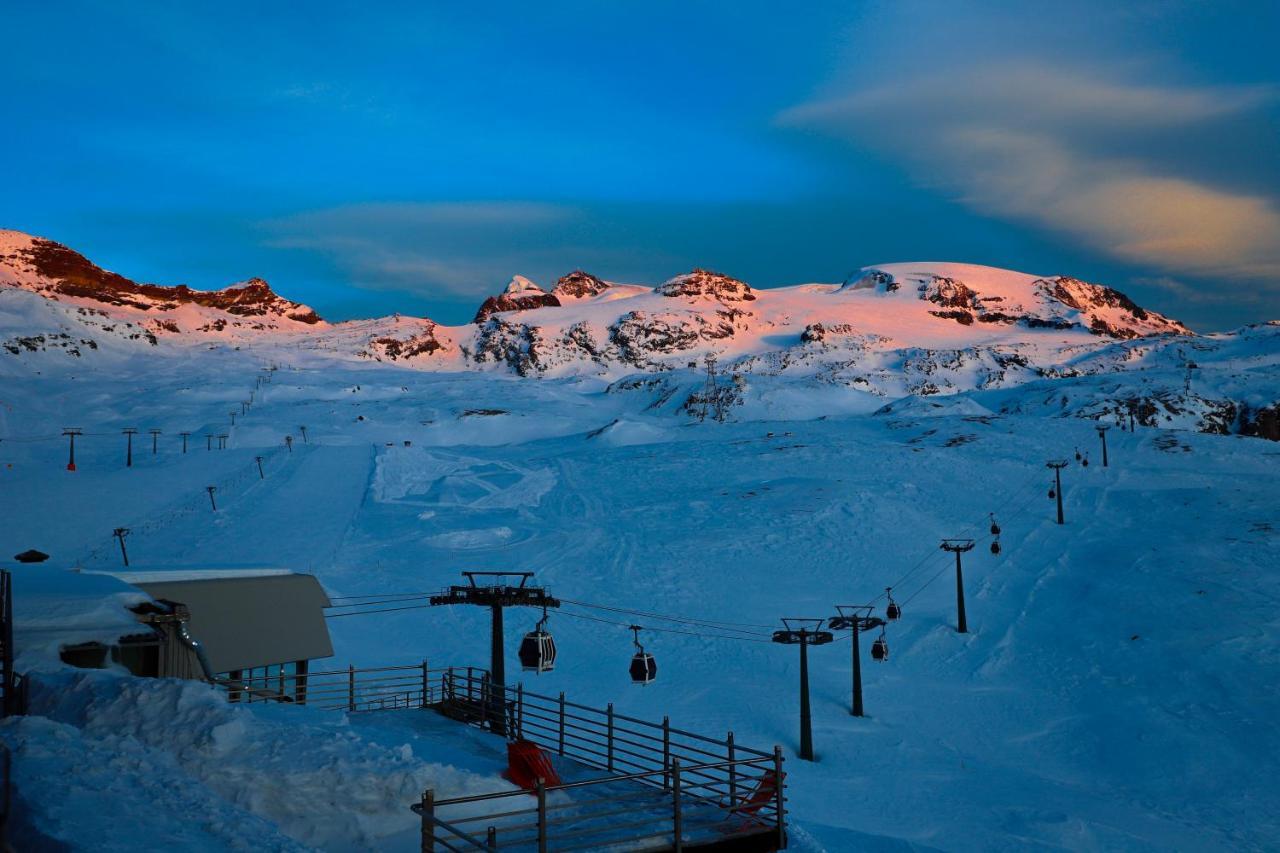 Hotel Lo Stambecco Breuil-Cervinia Exterior photo